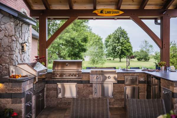 Outdoor Kitchen in Wisconsin